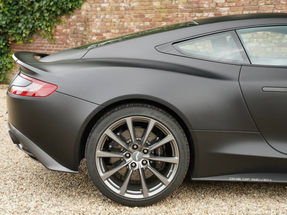 Immagine 33/50 di Aston Martin Vanquish (2017)