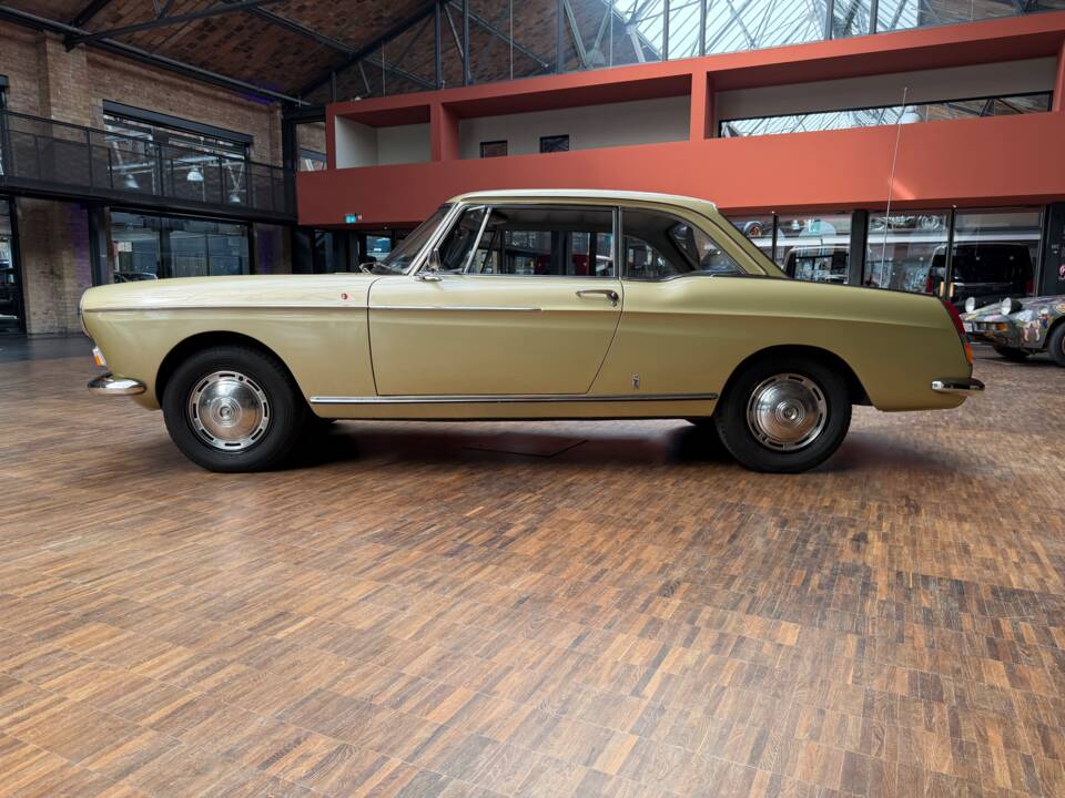 Bild 15/36 von Peugeot 404 Coupé (1966)