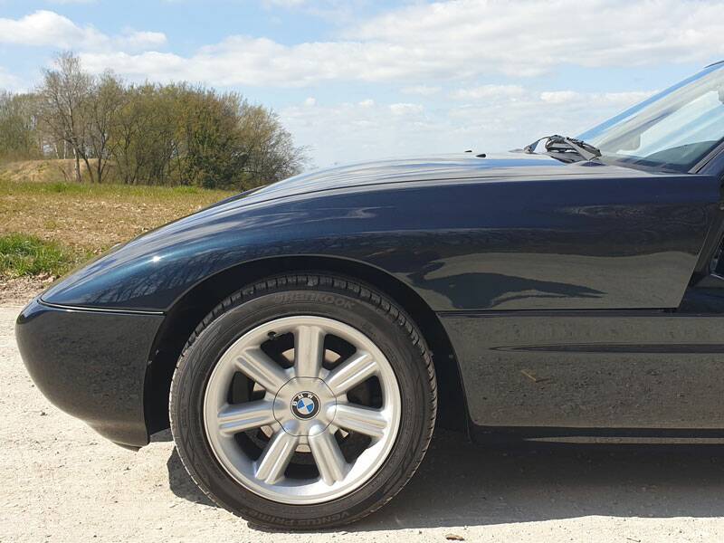 Bild 12/17 von BMW Z1 Roadster (1989)