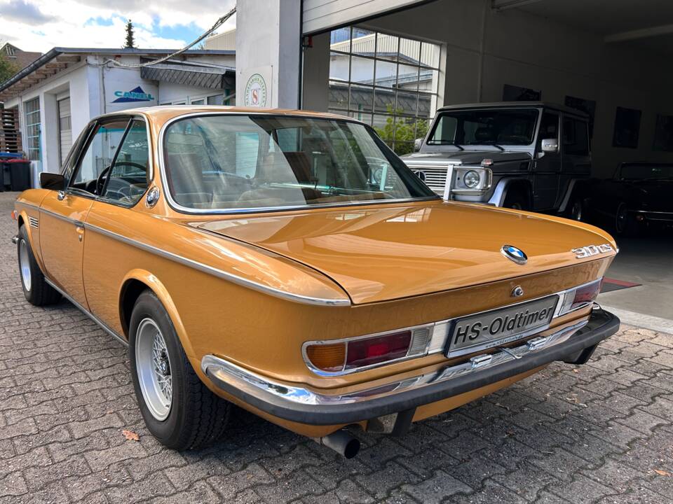Image 30/33 de BMW 3.0 CS (1973)