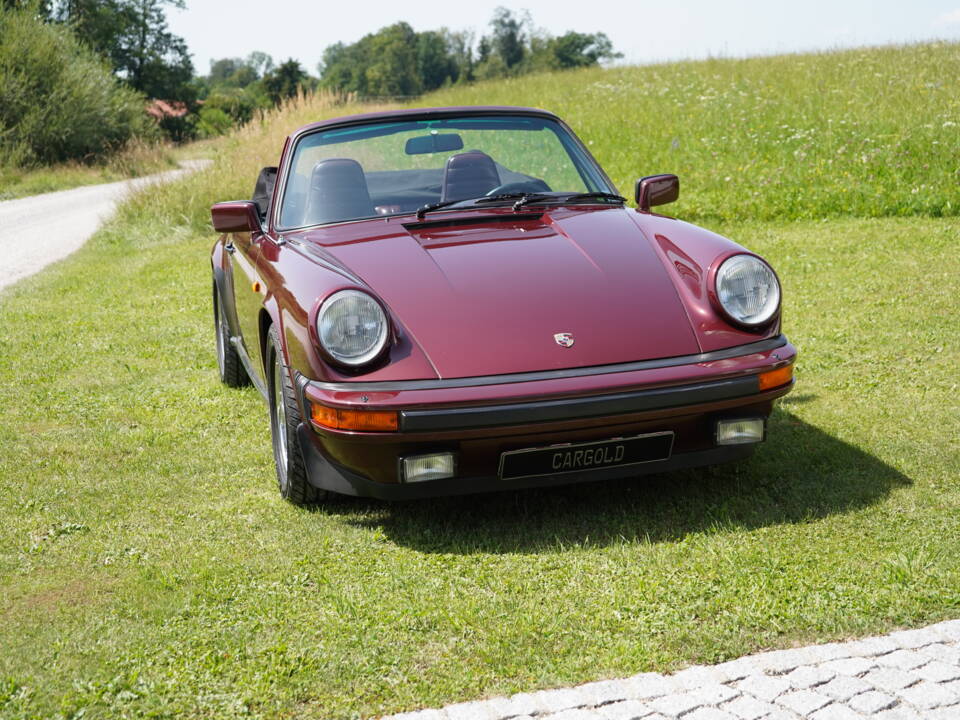 Immagine 29/31 di Porsche 911 SC 3.0 (1983)