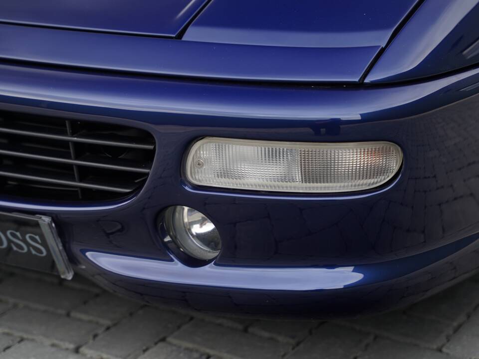 Image 28/50 de Ferrari F 355 Spider (1998)