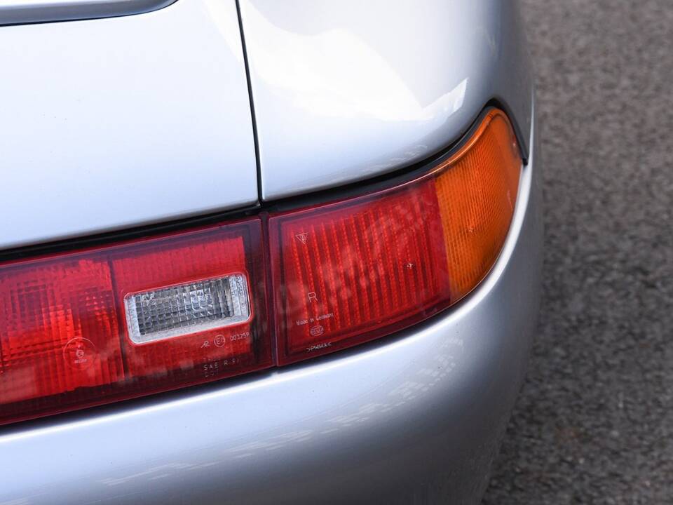 Image 14/53 de Porsche 911 Carrera (1994)