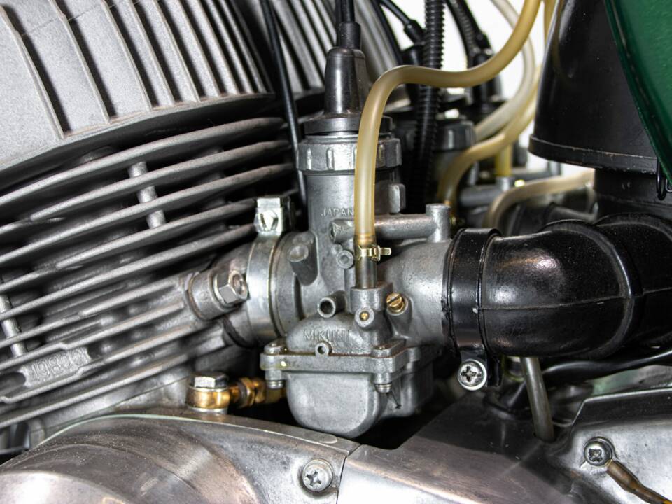 Image 41/50 of Kawasaki DUMMY (1973)