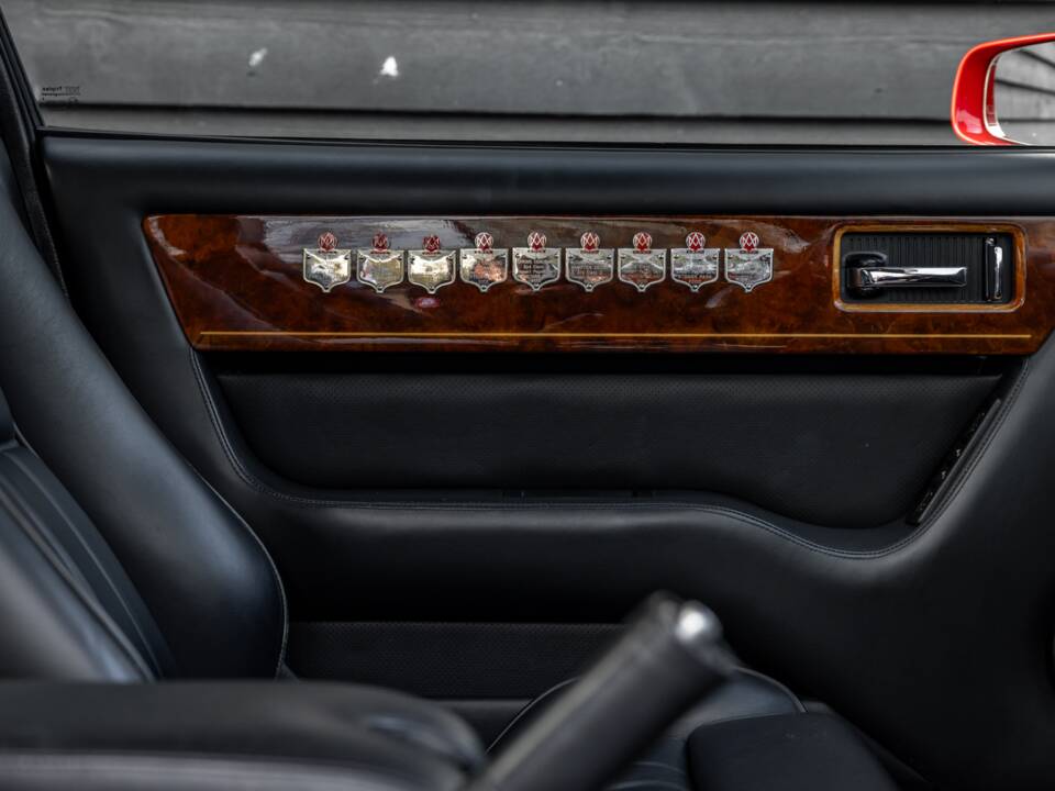 Imagen 50/58 de Aston Martin V8 Coupé (1997)