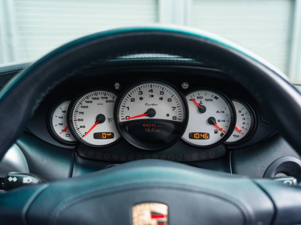 Bild 32/46 von Porsche 911 Turbo (2003)