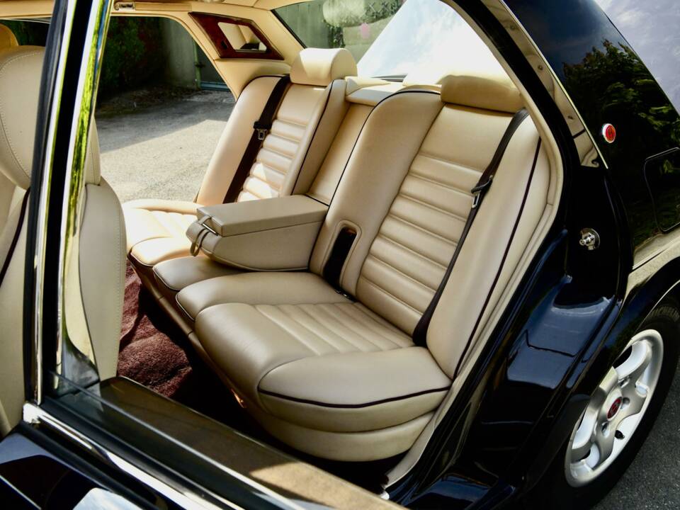 Image 28/50 of Bentley Turbo RT (1997)