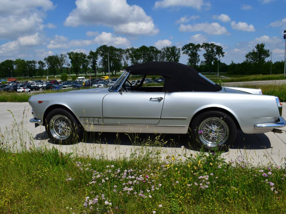 Image 3/18 de Alfa Romeo 2000 Spider (1960)