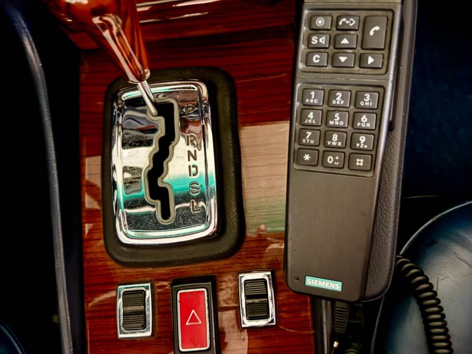 Image 10/18 of Mercedes-Benz 350 SL (1971)