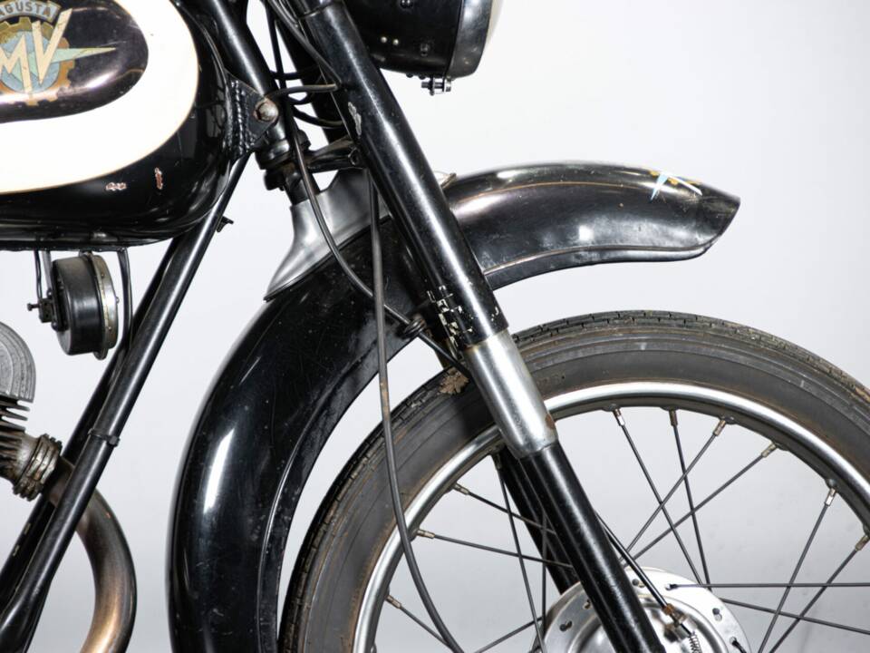 Afbeelding 38/50 van MV Agusta DUMMY (1958)