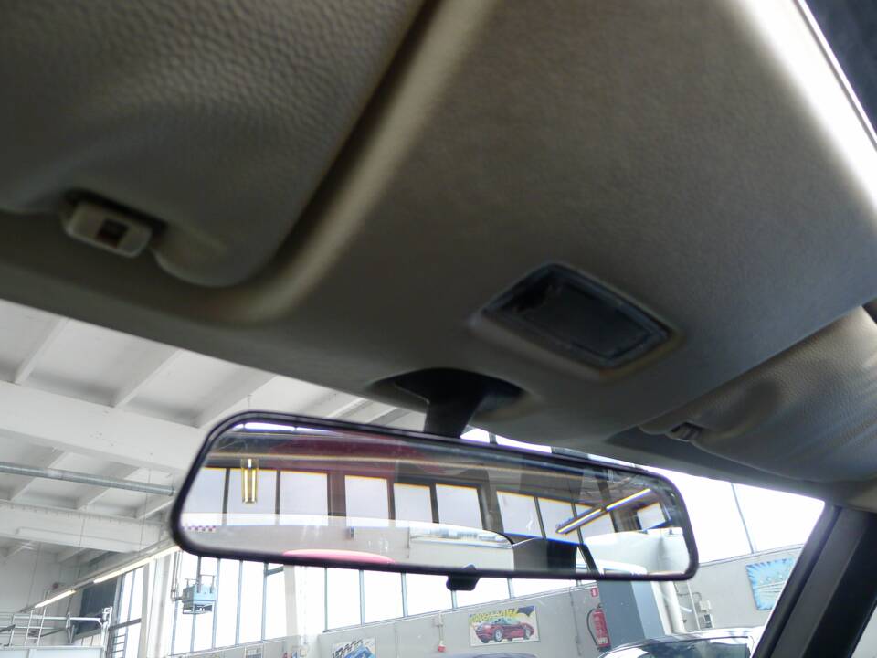 Image 3/44 of Mercedes-Benz 280 (1978)