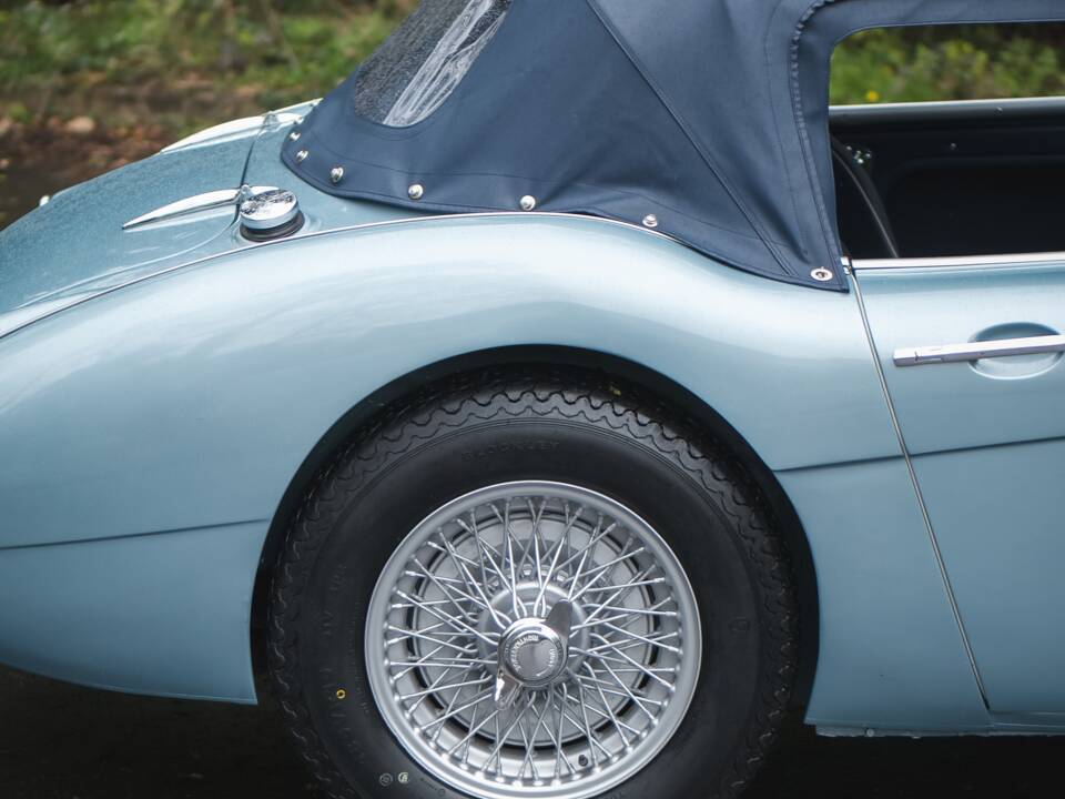 Image 13/26 of Austin-Healey 3000 Mk I (BT7) (1960)