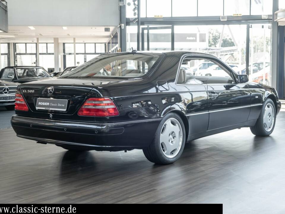 Imagen 5/15 de Mercedes-Benz CL 500 (1999)