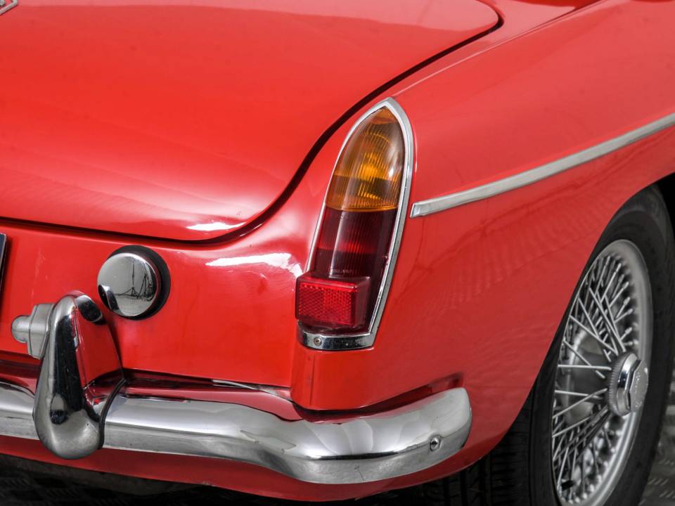 Image 33/50 de MG MGB (1965)