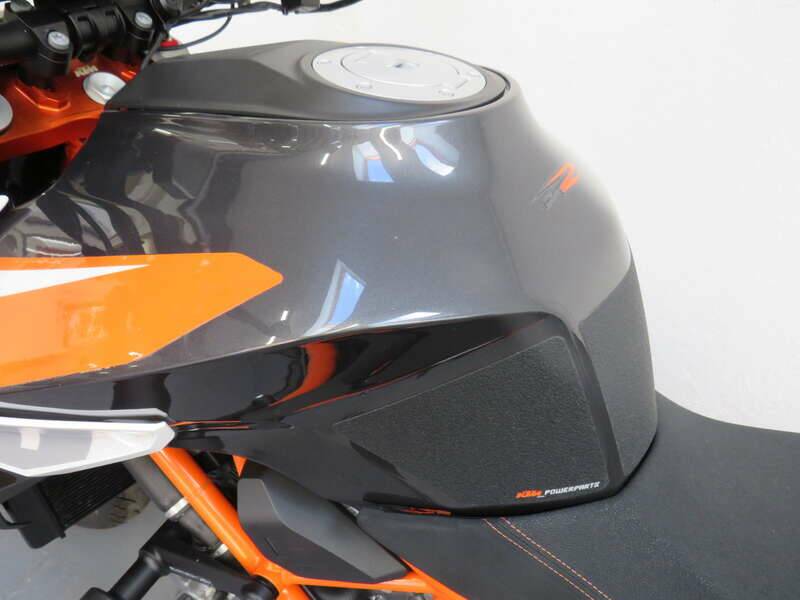 Immagine 13/48 di KTM 1290 Super Duke R (2018)