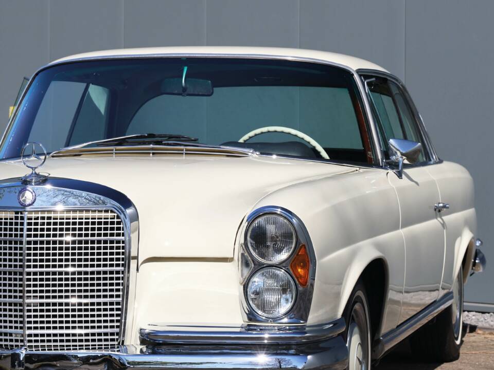 Imagen 7/43 de Mercedes-Benz 280 SE (1968)