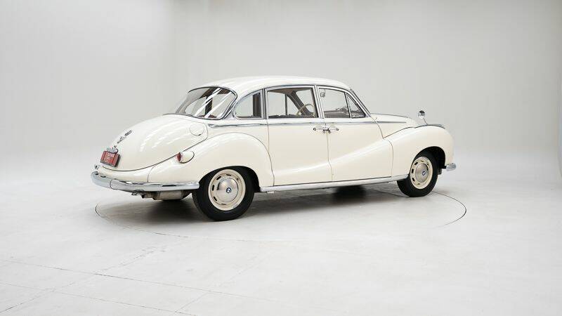 Image 2/15 de BMW 2600 (1962)