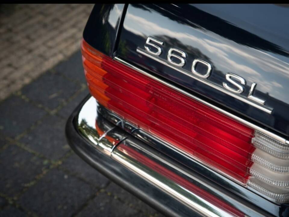 Imagen 2/20 de Mercedes-Benz 560 SL (1989)