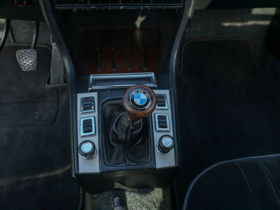Immagine 19/50 di BMW 3.0 CSi (1973)