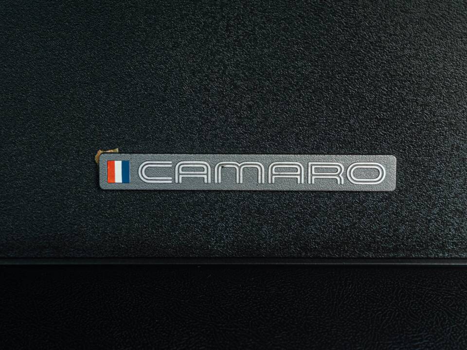 Bild 40/50 von Chevrolet Camaro Z28 (1992)