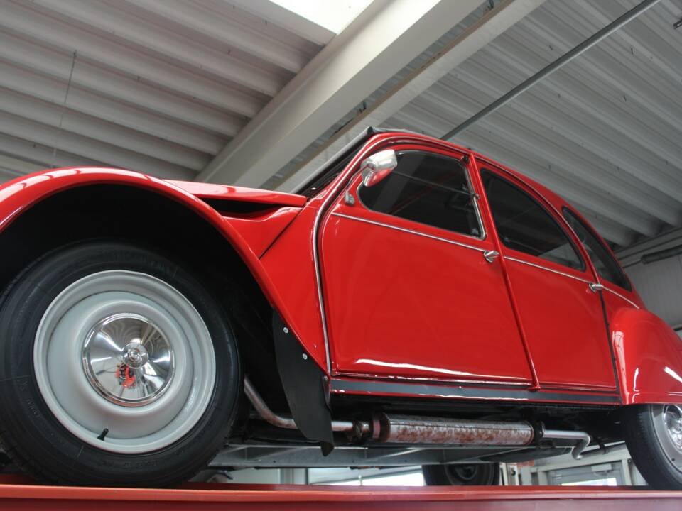Image 10/50 of Citroën 2 CV 6 (1985)