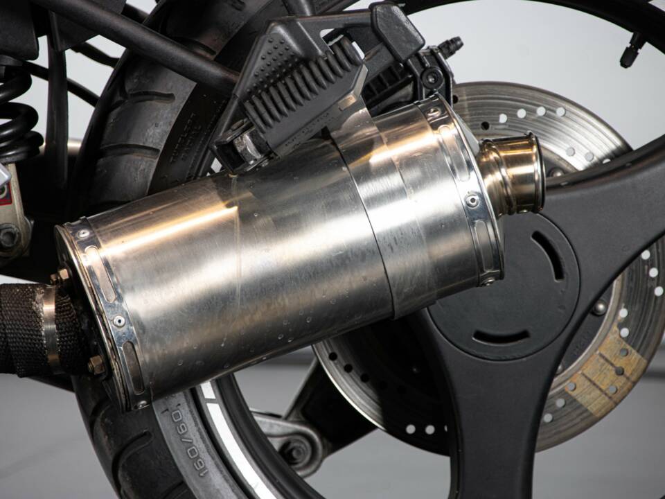 Image 23/50 de BMW R 1100 R (1998)