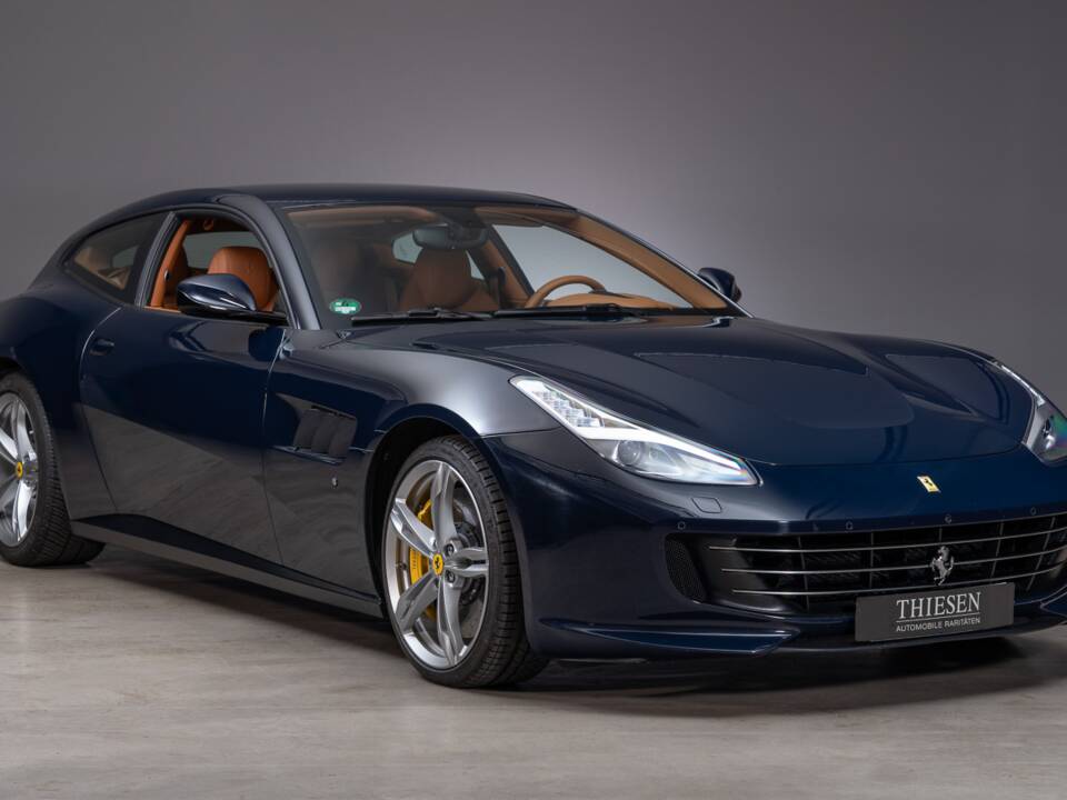 Bild 2/38 von Ferrari GTC4Lusso (2017)