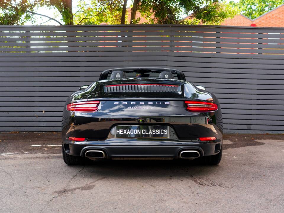 Bild 16/57 von Porsche 911 Carrera (2016)