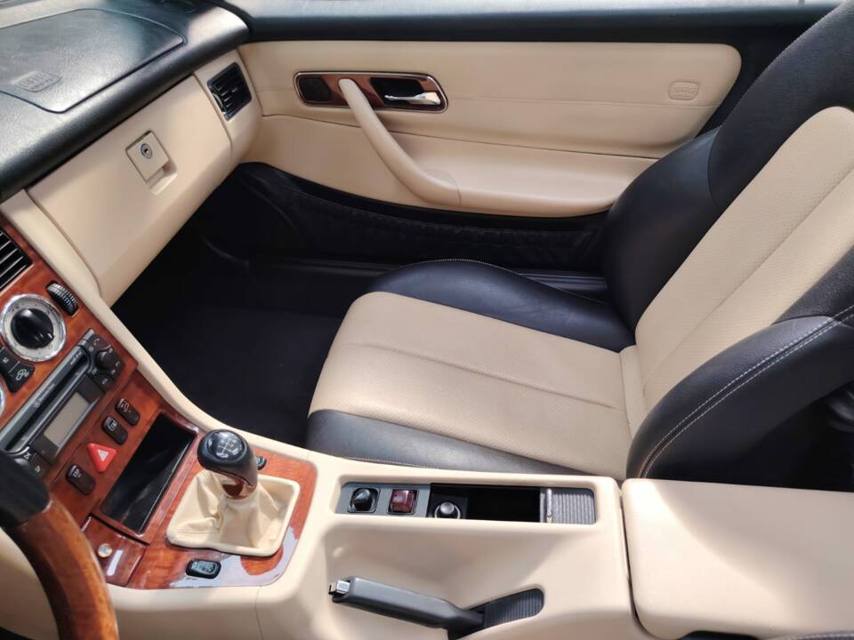 Bild 40/54 von Mercedes-Benz SLK 230 Kompressor (2002)