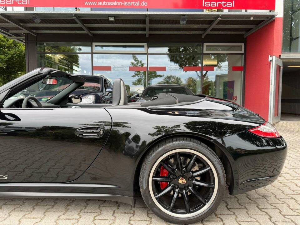 Afbeelding 5/43 van Porsche 911 Carrera 4 GTS (2011)