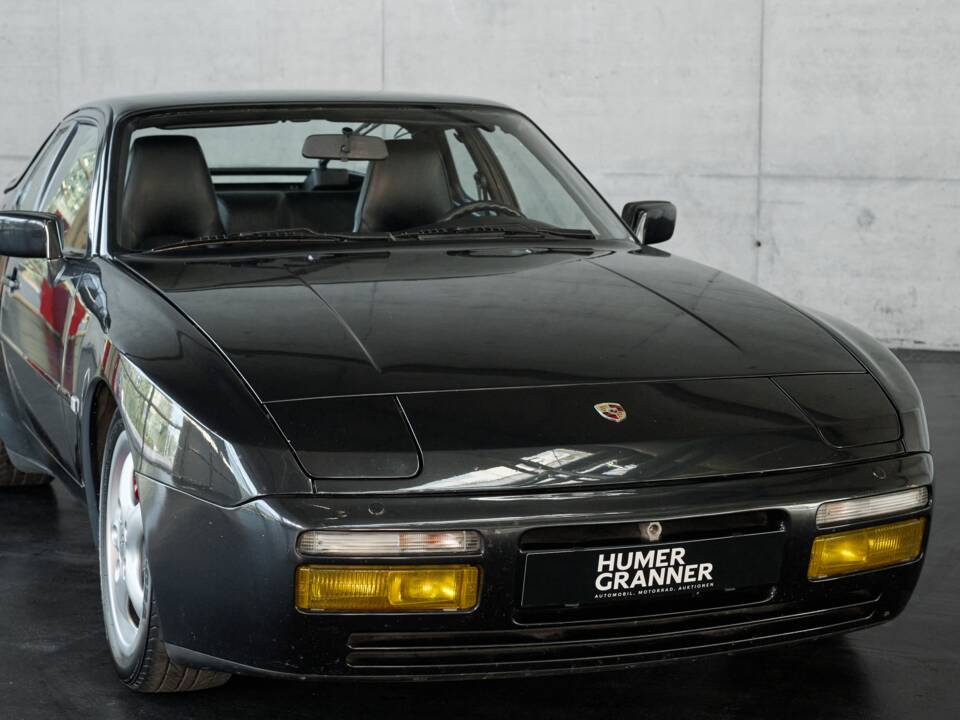 Bild 26/50 von Porsche 944 Turbo (1990)