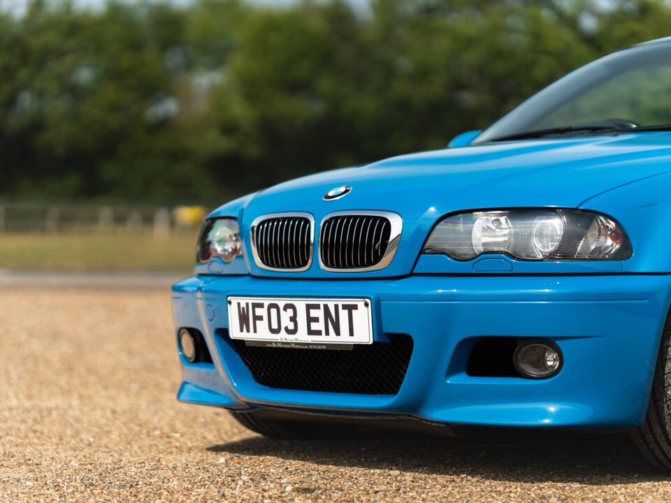 Image 31/36 of BMW M3 (2003)