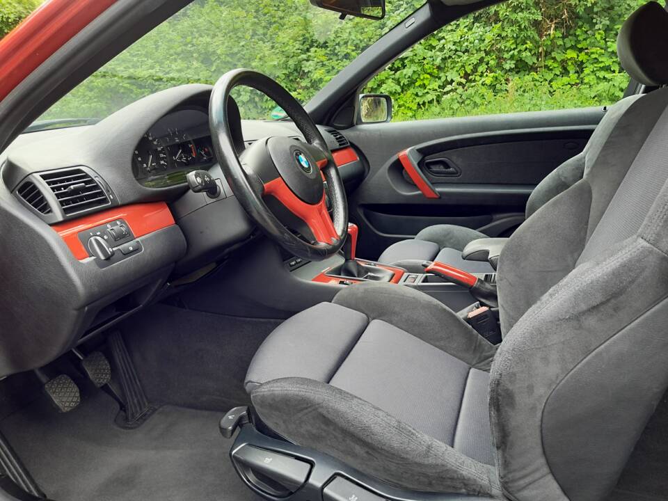 Image 15/19 of BMW 316ti Compact (2001)