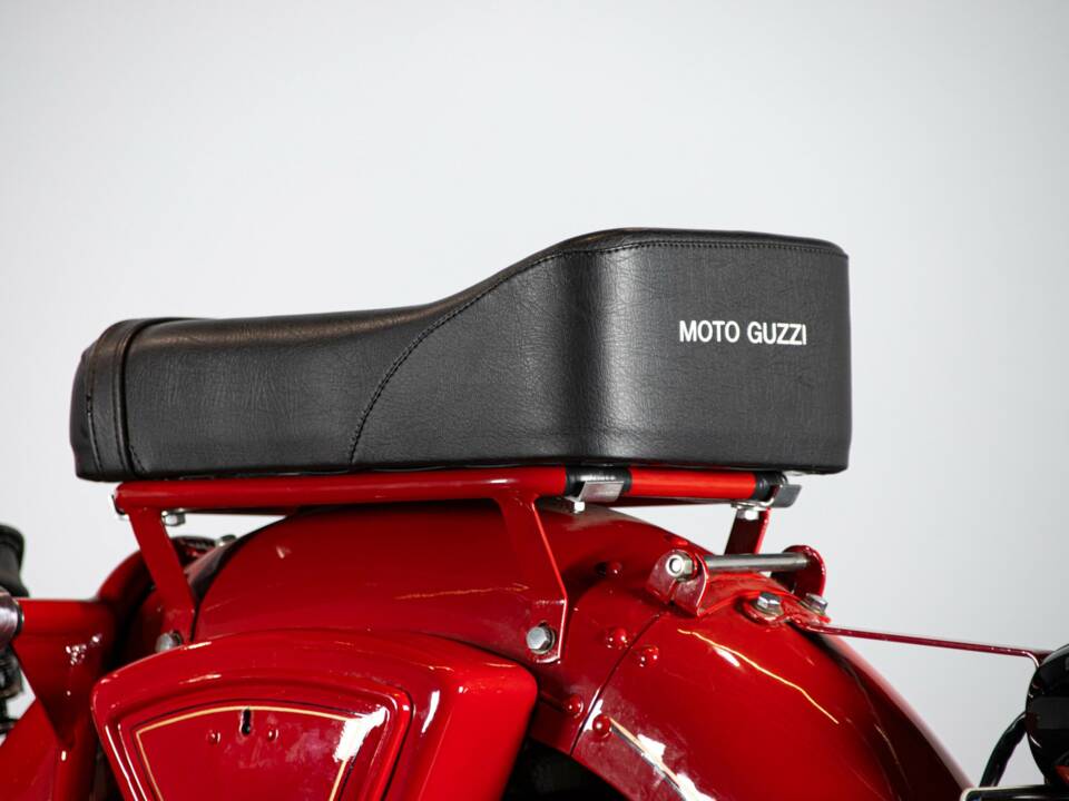 Imagen 27/50 de Moto Guzzi DUMMY (1952)