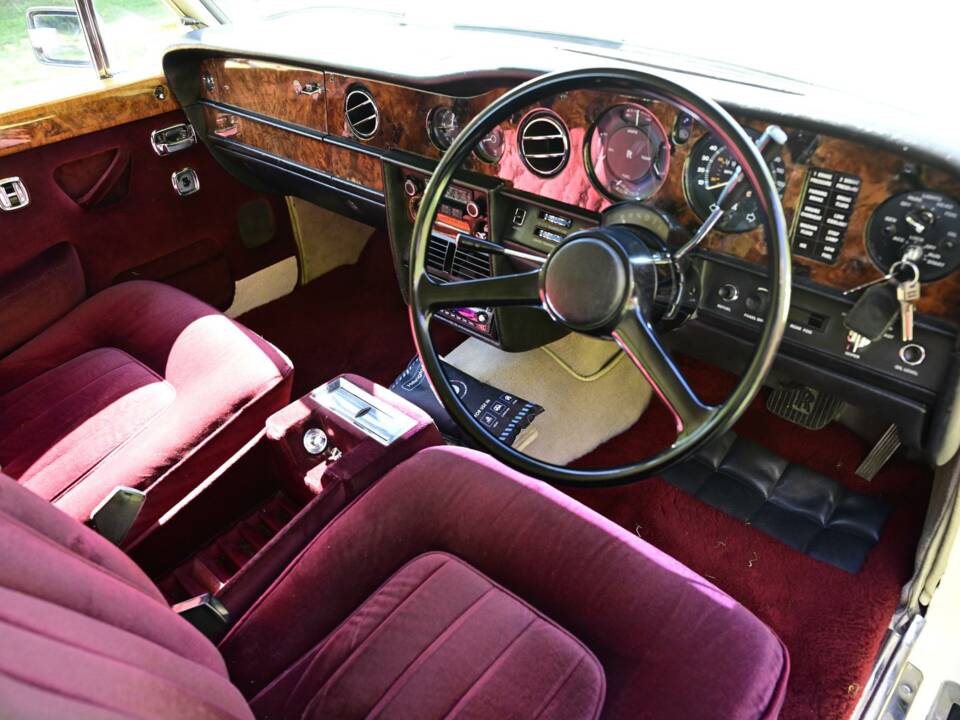 Bild 28/50 von Rolls-Royce Silver Shadow I (1977)
