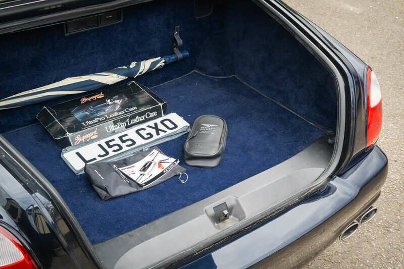 Image 13/47 of Bentley Arnage T (2005)