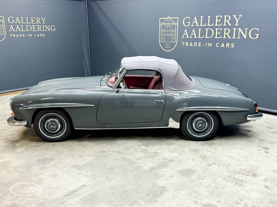 Image 13/37 of Mercedes-Benz 190 SL (1957)