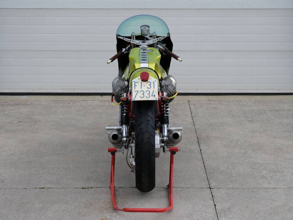 Image 26/39 of Moto Guzzi 1000 SP II (1985)