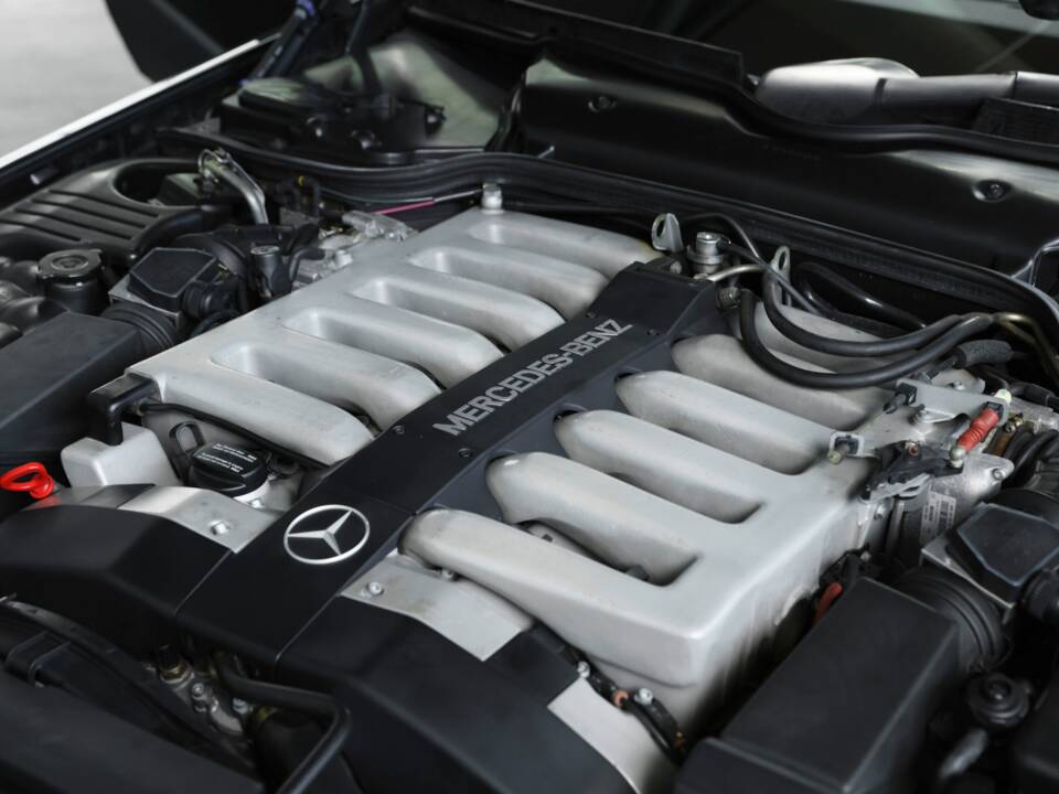 Image 41/50 of Mercedes-Benz 600 SL (1993)