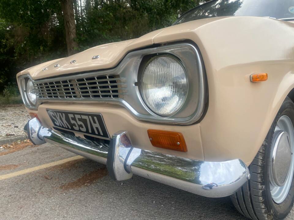 Afbeelding 32/98 van Ford Escort 940 DeLuxe (1970)