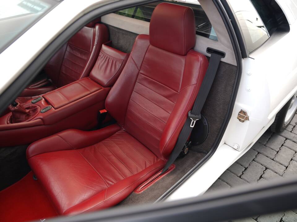 Image 16/50 of Lotus Esprit S4 (1994)