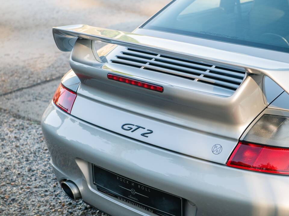Bild 18/37 von Porsche 911 GT2 (2003)
