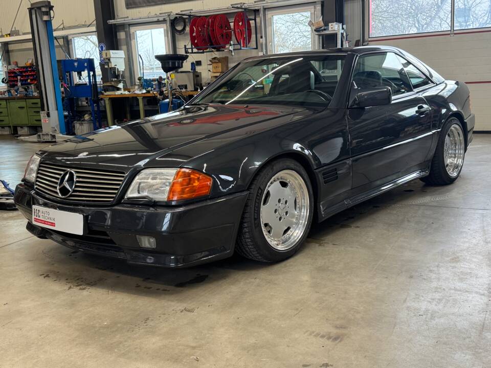 Imagen 7/46 de Mercedes-Benz 500 SL 6.0 AMG (1992)