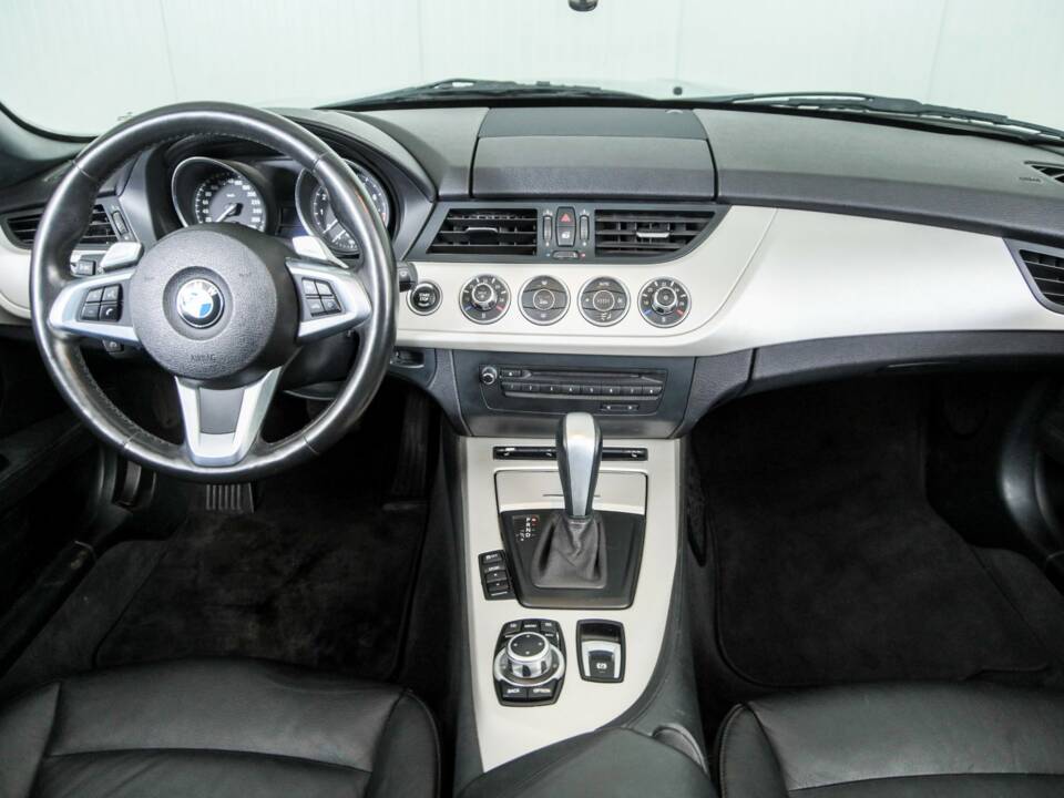 Image 7/50 of BMW Z4 sDrive23i (2011)