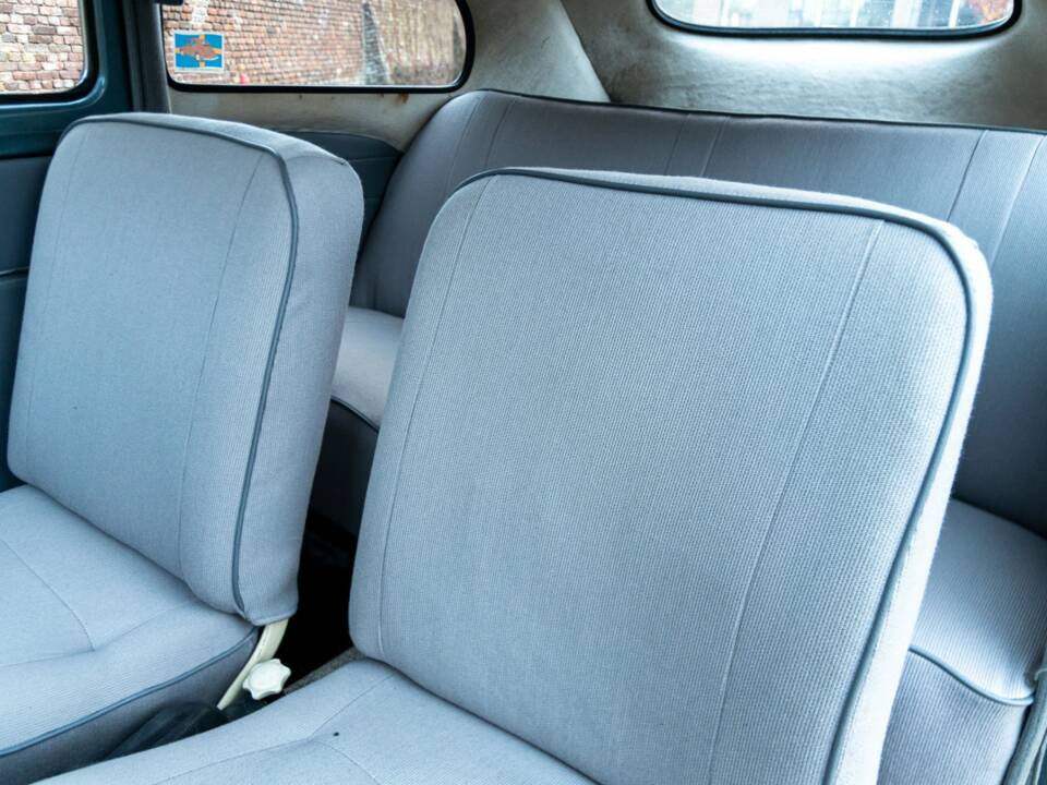 Bild 43/50 von Volkswagen Käfer 1200 Standard "Ovali" (1954)