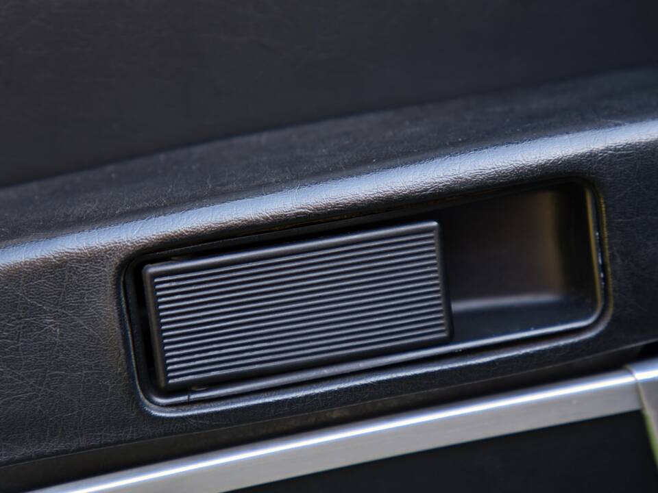 Image 72/76 of Porsche 911 2.4 T (1973)
