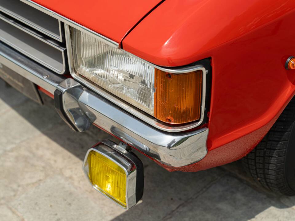 Bild 10/50 von Ford Consul 1,7 (1987)