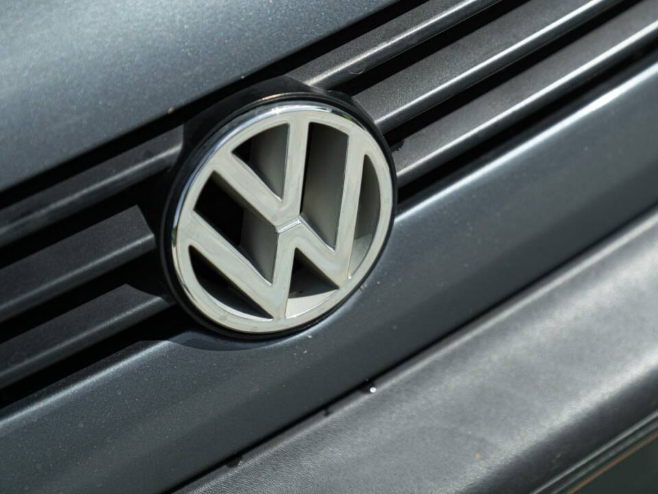 Image 10/37 of Volkswagen Golf III 1.6 (1997)