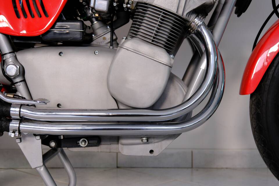 Immagine 10/96 di MV Agusta 750 S America (1976)