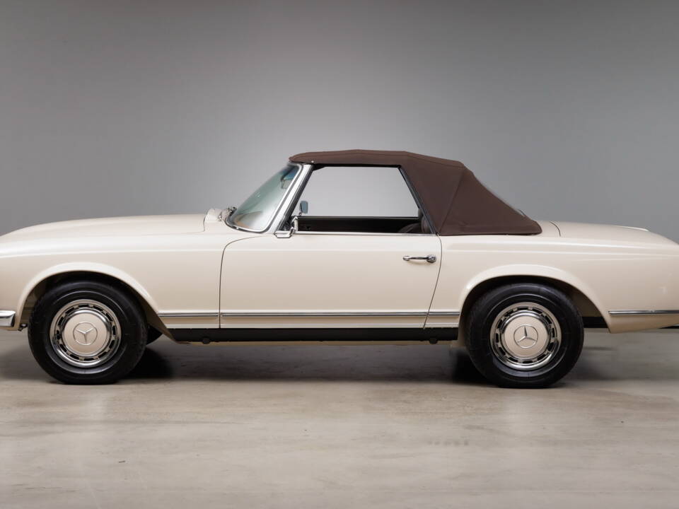 Immagine 12/37 di Mercedes-Benz 280 SL (1969)